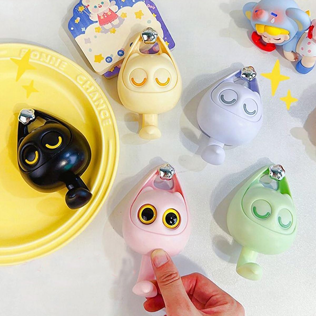 Ziloty self Adhesive Coat Hook, Wink Cat Key Holder for Wall Cute Cat Hooks, Decorative Wall Hooks for Hanging Key, Towels, Scarf, Hats, Coat, Cloth, Bags, Cute Room Decor (1 Pcs)